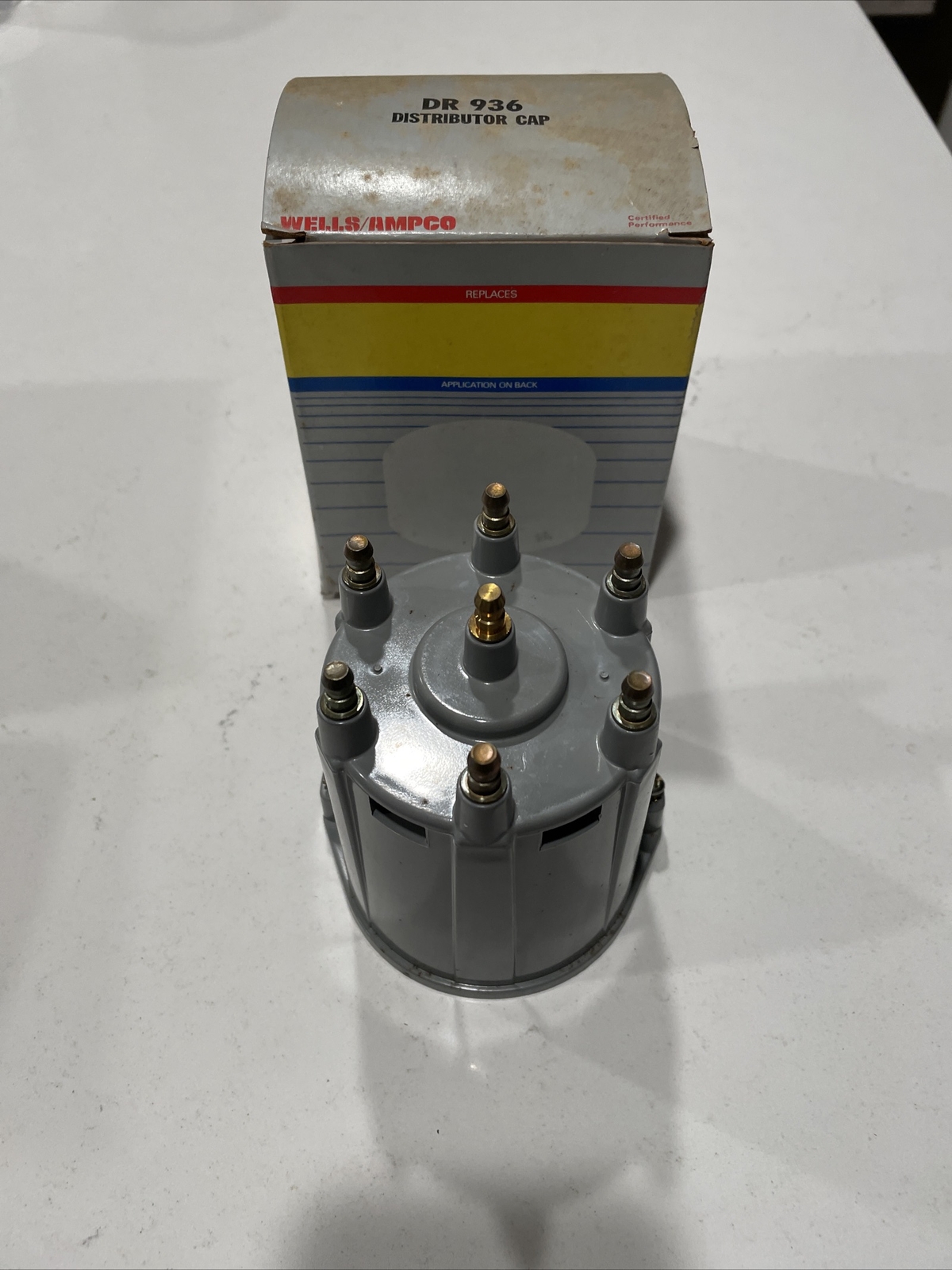 New Wells 6 Cylinder Distributor Cap 1985-88 Chevrolet Buick 86-88 Truck 1988001