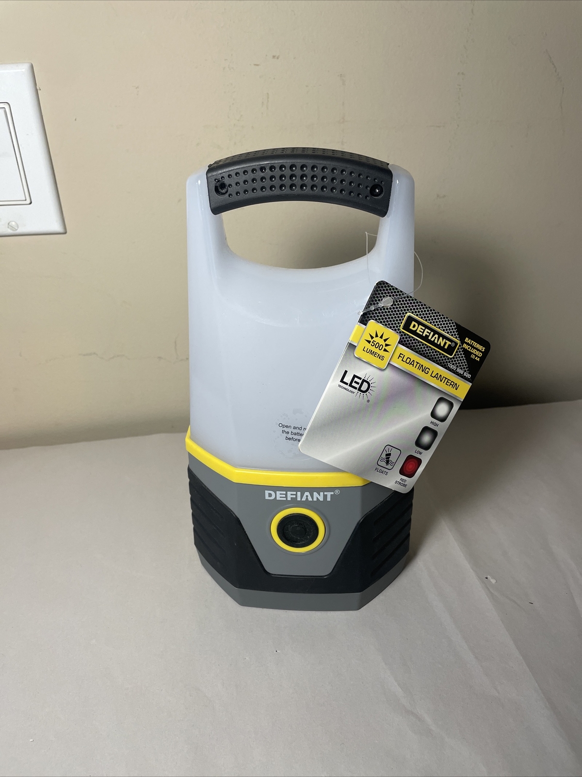 Defiant Floating Lantern 500 Lumens With Batteries High Low Red Strobe Light