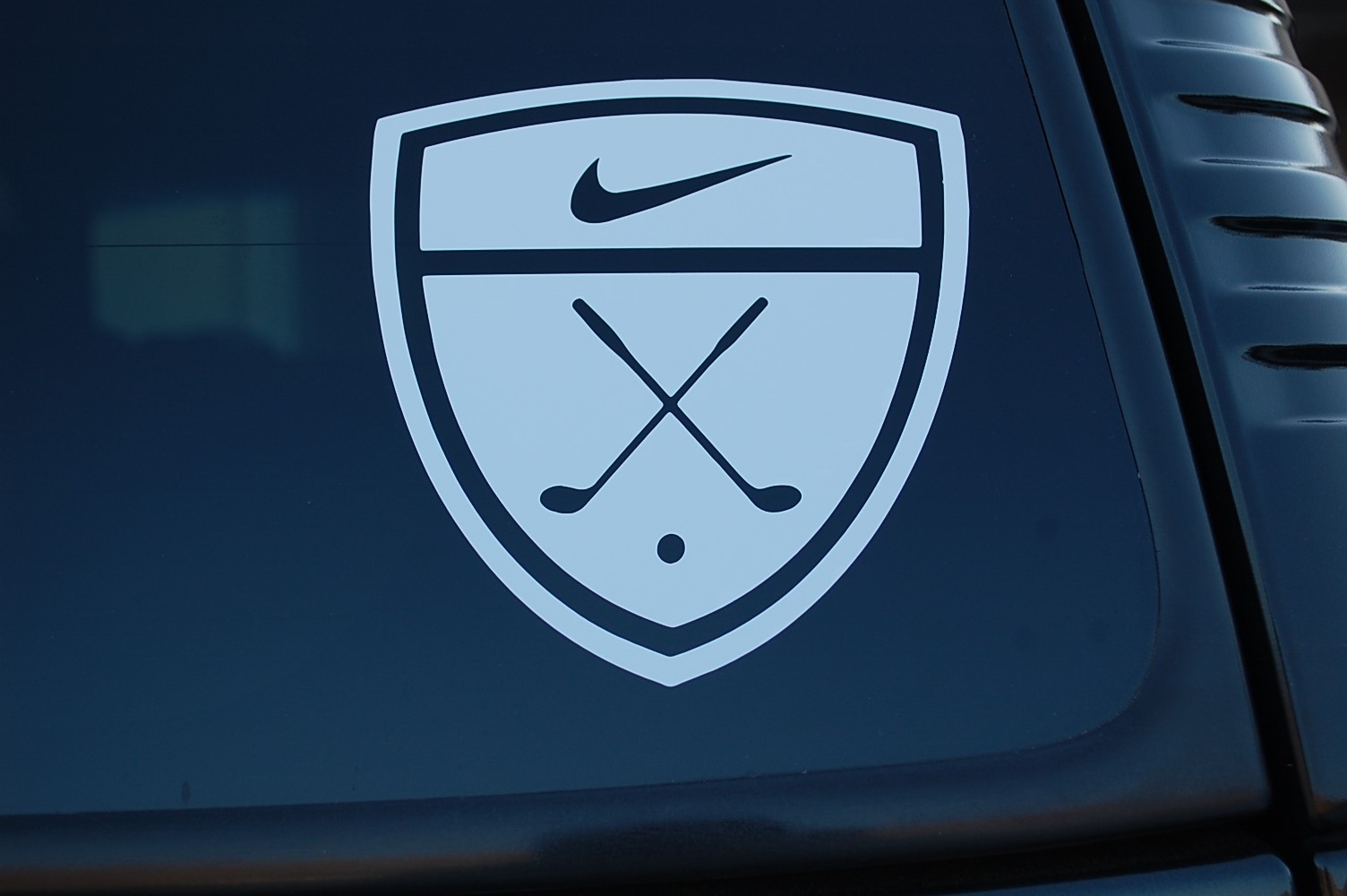 Nike Golf Crest Sticker Vinyl Decal Golfing Cart Car Window Pick Size (V411)