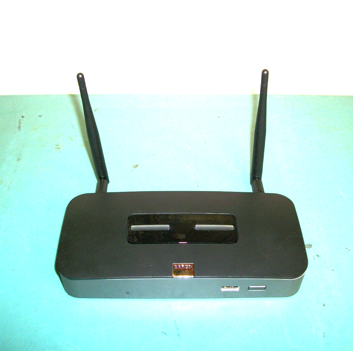 BARCO Model# R9861008 ClickShare CSM-1 Wireless Presentation System