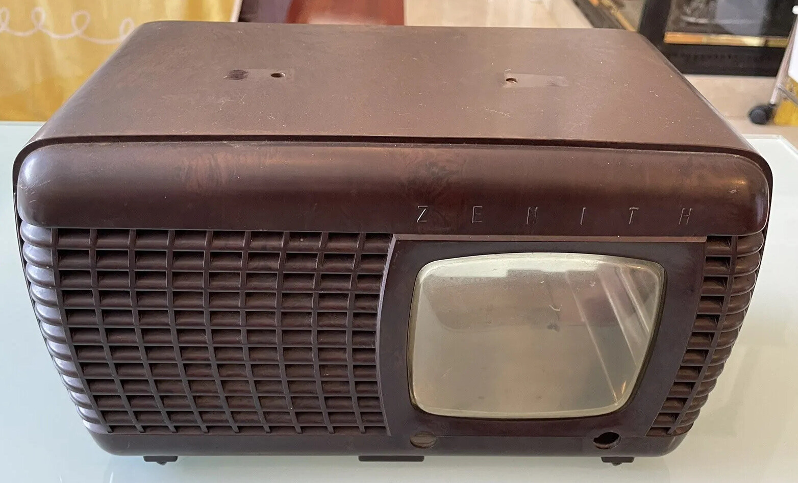 Zenith 6D520 Chassis 6A26 Art Deco Marbled Bakelite Table Radio Case - No Cracks