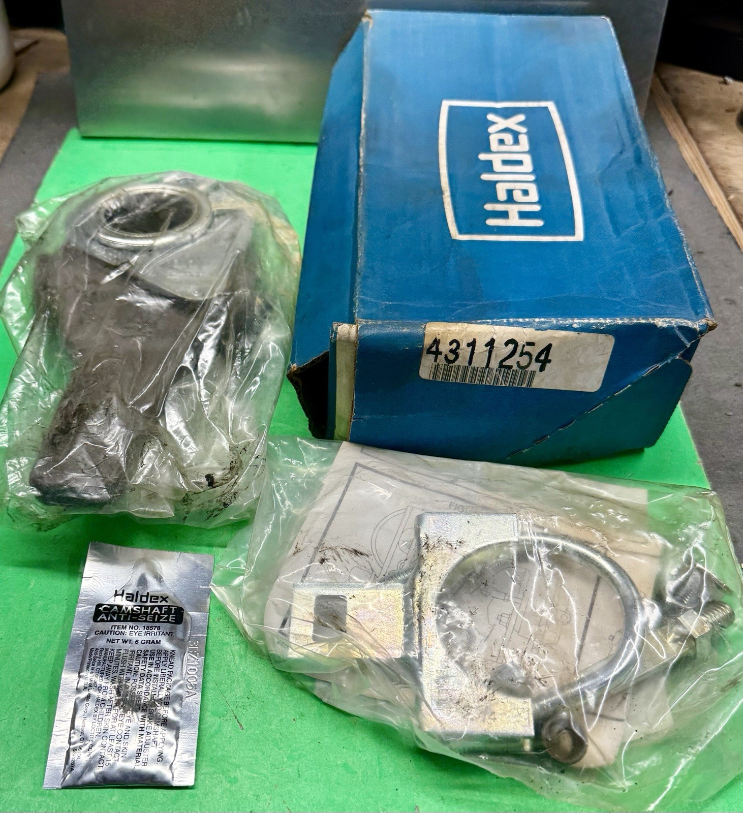 NOS NEW HALDEX 4311254 AUTOMATIC BRAKE ADJUSTER📍SHIPS FREE📍