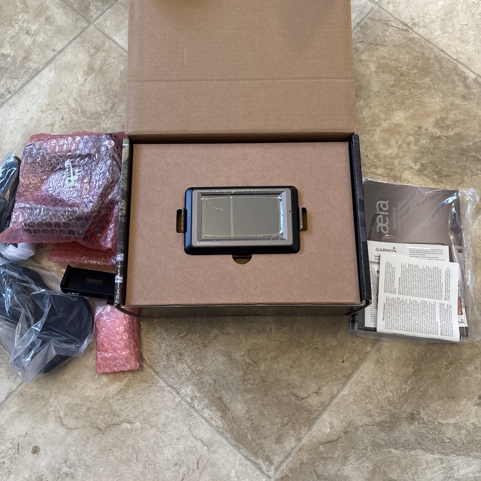 New Garmin Aera 510 Aviation Portable GPS