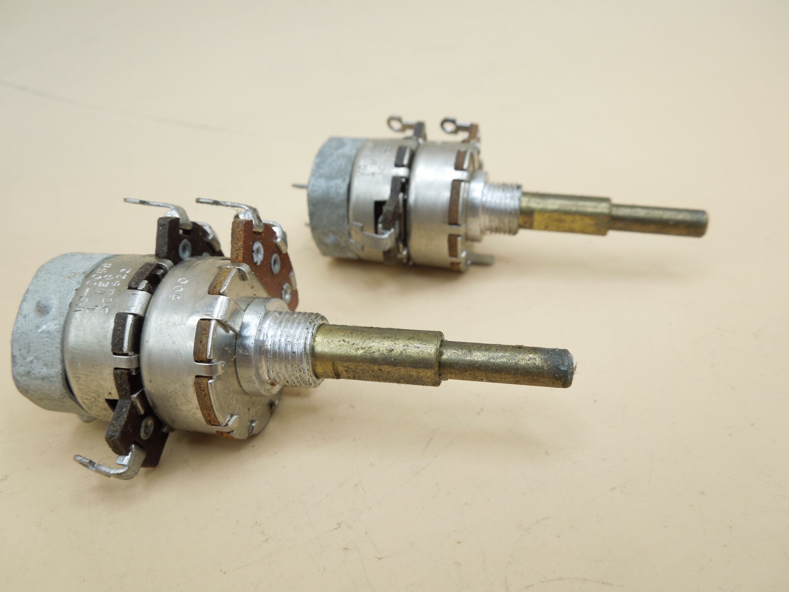 1MEG / 600 Ohm Dual Potentiometer Linear Taper w/Switch  (LOT OF 2)