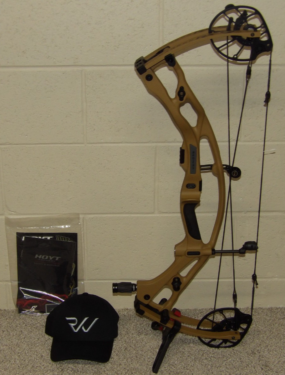 2025 Hoyt Carbon RX9 Bow -70 lb Limbs- Bourbon Finish - RX-9 -Right Hand