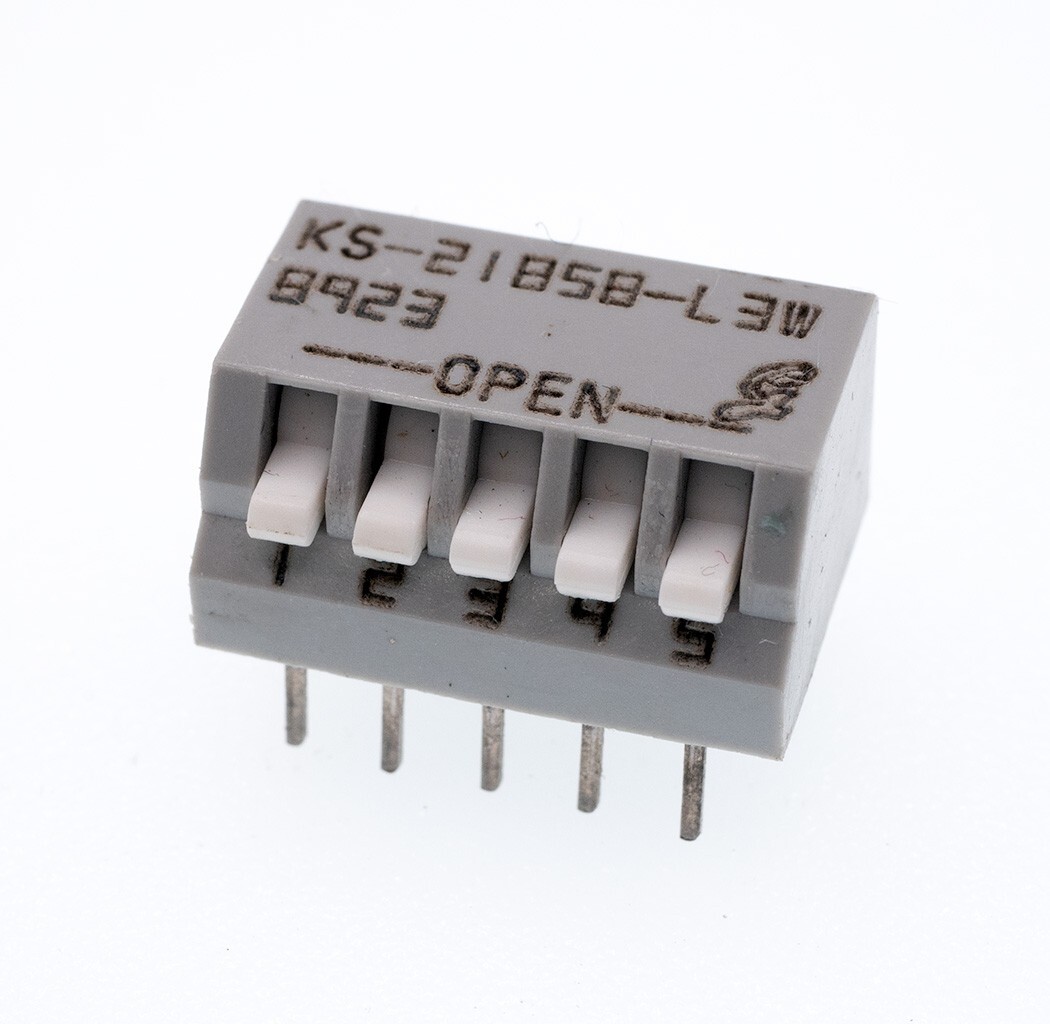 Grayhill KS-21858-L3W Sealed 5 Pos 10 Pin SPST Through-Hole DIP Switch Lot of 5