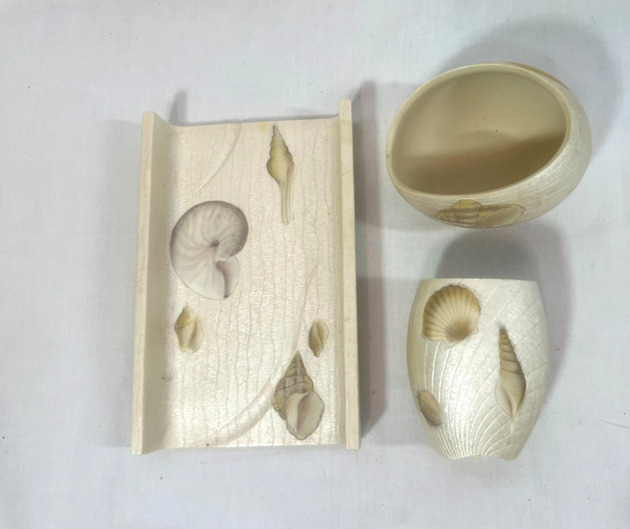 CROSCILL Beachcomber Shells Bath Accessory Set