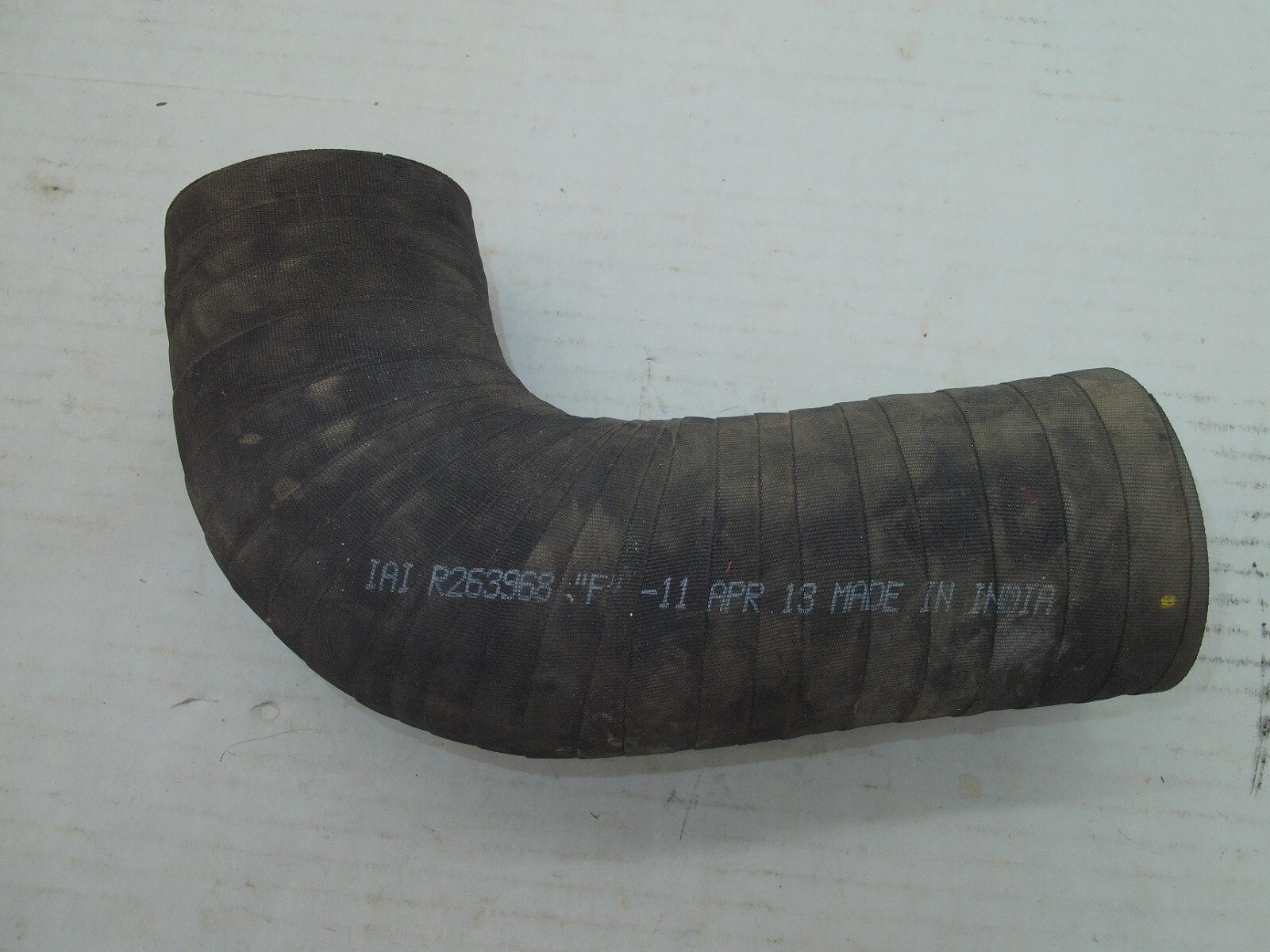 JOHN DEERE - HOSE - R263968 -   LGSH13BX3