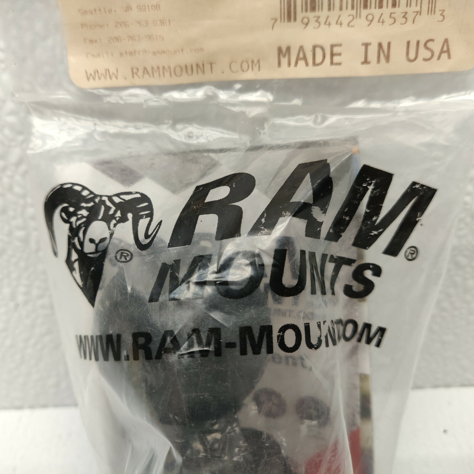 RAM Mount RAP-405U Surfboard Leash Plug Adapter Base with 1.5 Inch Ball