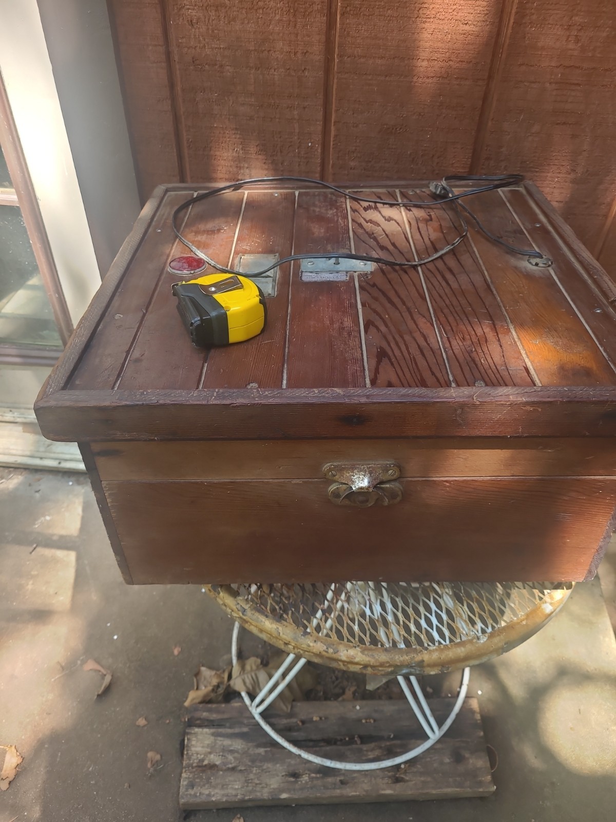 Vintage Old Wood Box Egg Incubator Antique Farm Poultry Primitive Poultry Bird