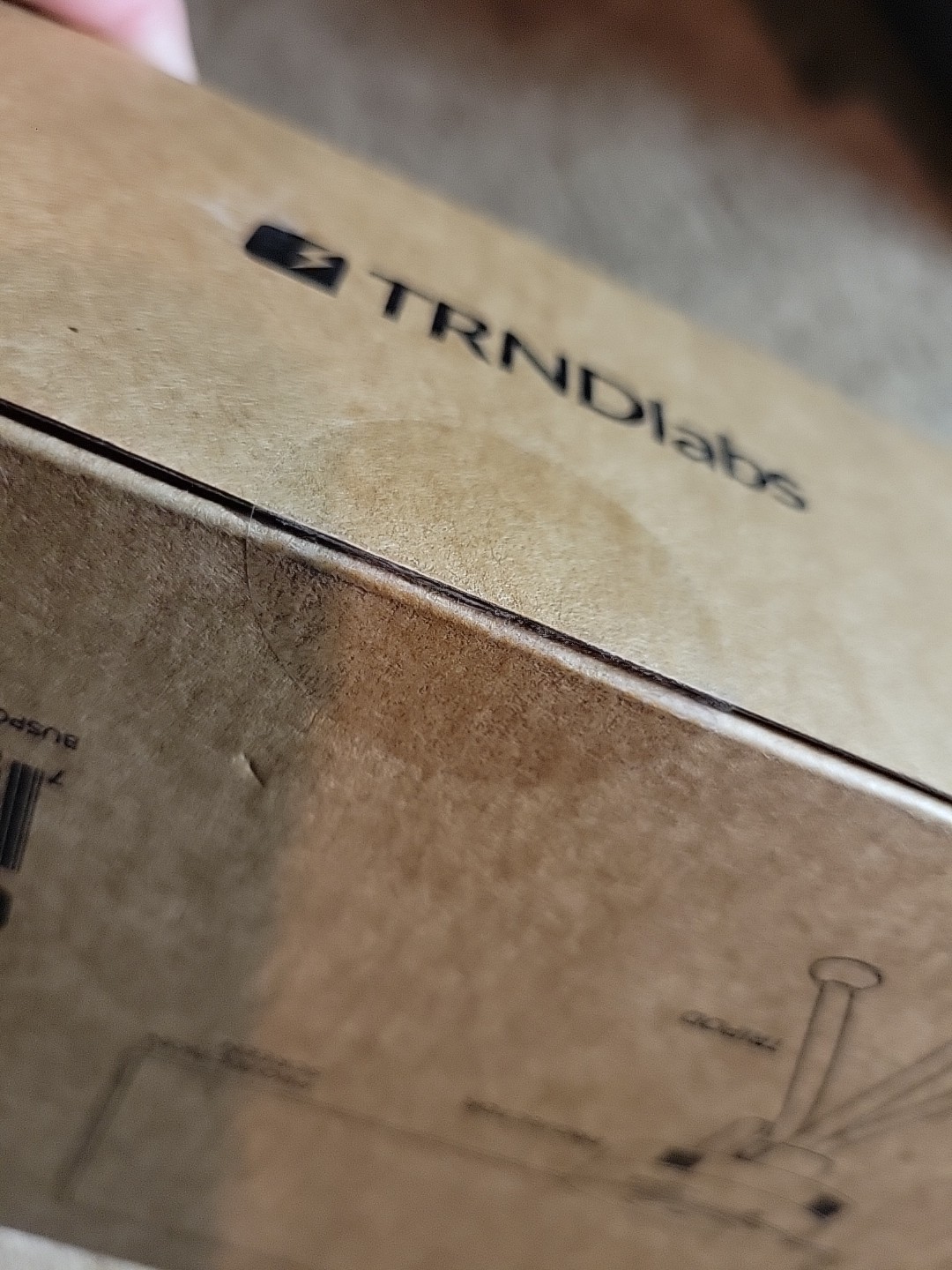 TRNDlabs Projector Set - New in box! 4119