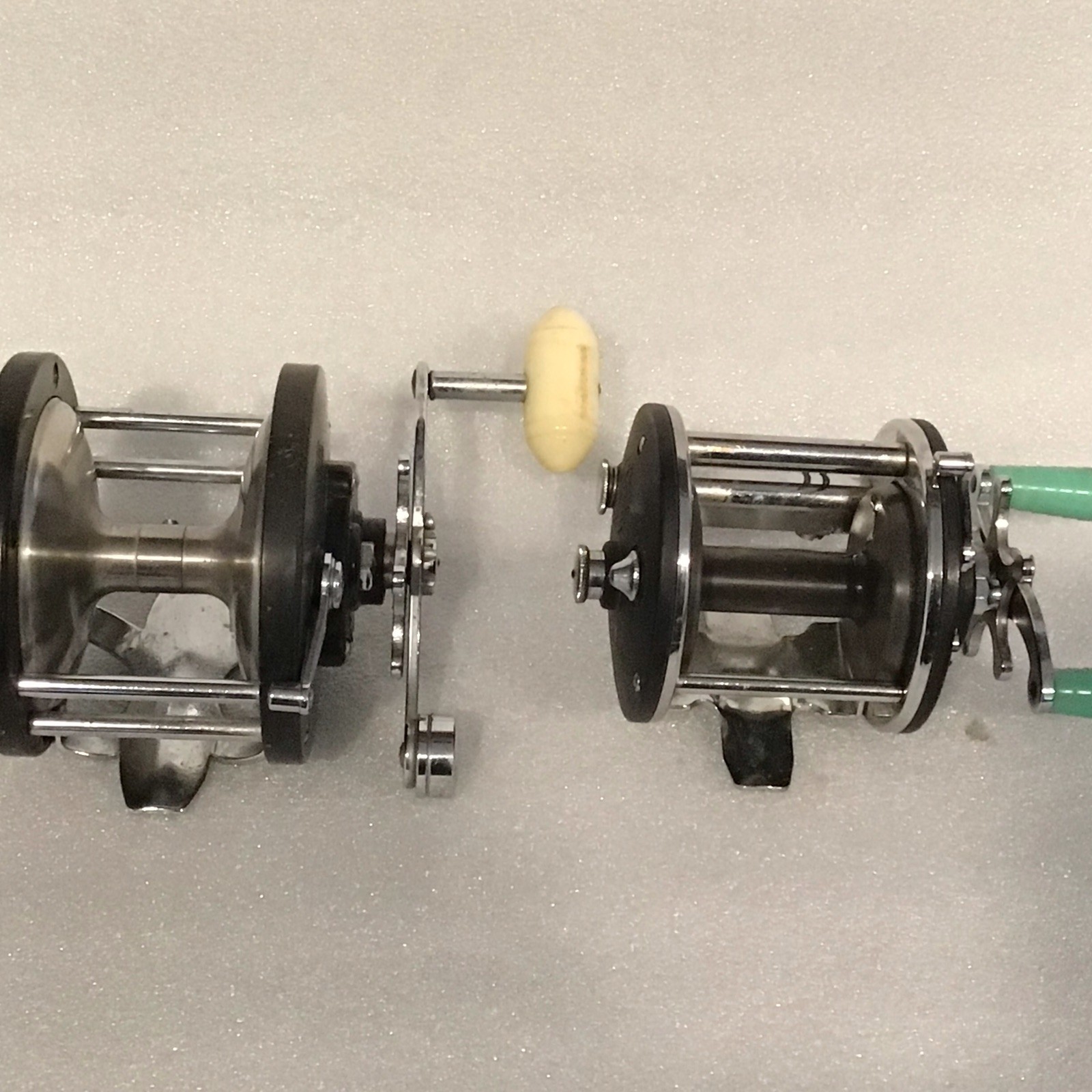 2 VINTAGE PENN Fishing Reels with Ball Bearing Made in USA