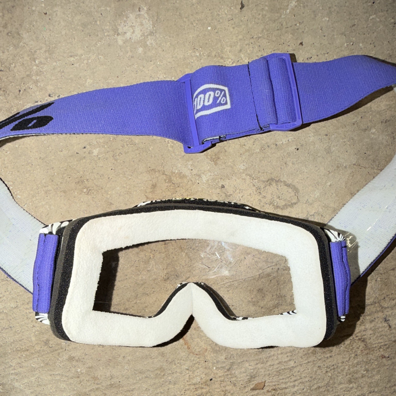 100 % Dirtbike Goggles With Silk Case