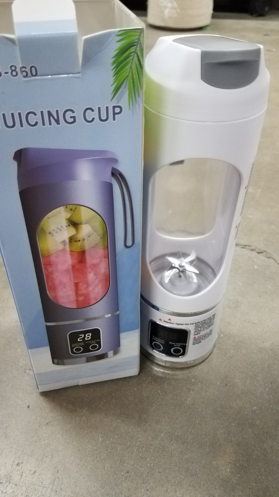 White USB Mini Blender – Rechargeable 15.22oz Juicer with Display & 3 Mode