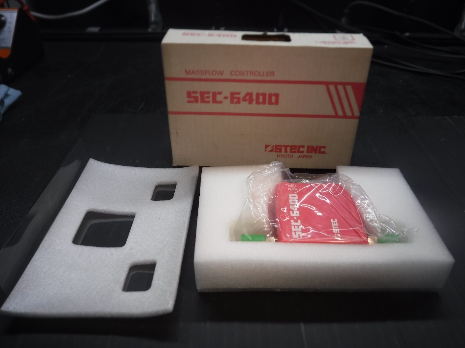 Horiba Stec Inc. Model: SEC-6400 Gas: N2 (CF4) Mass Flow Controller