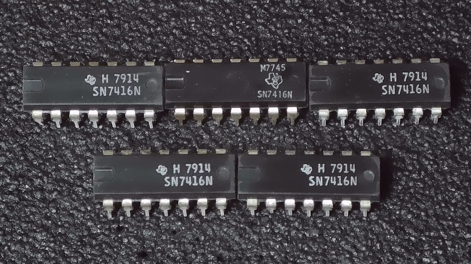 Quantity 5 - Texas Instruments SN7416N Hex Inverter Buffer HV Output DIP14 - New