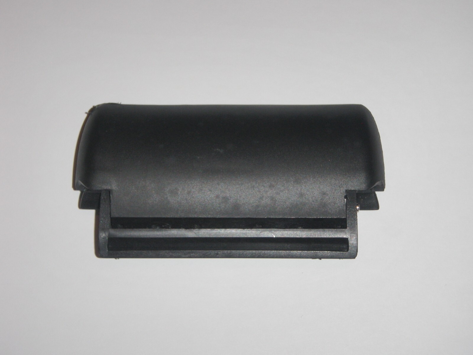 Hinge for Lid on Wolfgang Puck Bistro Bread Maker Model BBME025 WPBME025
