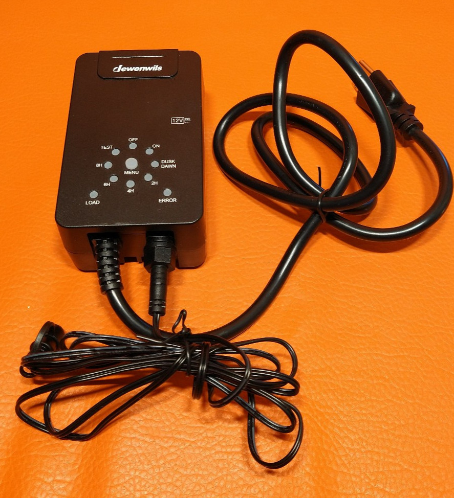 DEWENWILS 60W Low Voltage Transformer 120V AC to 12V DC Dusk to Dawn Sensor