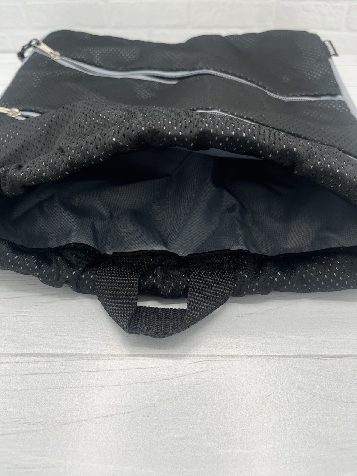 Eastsport Black Mesh Hiking Backpack Drawstring Zippered Pockets Synthetic