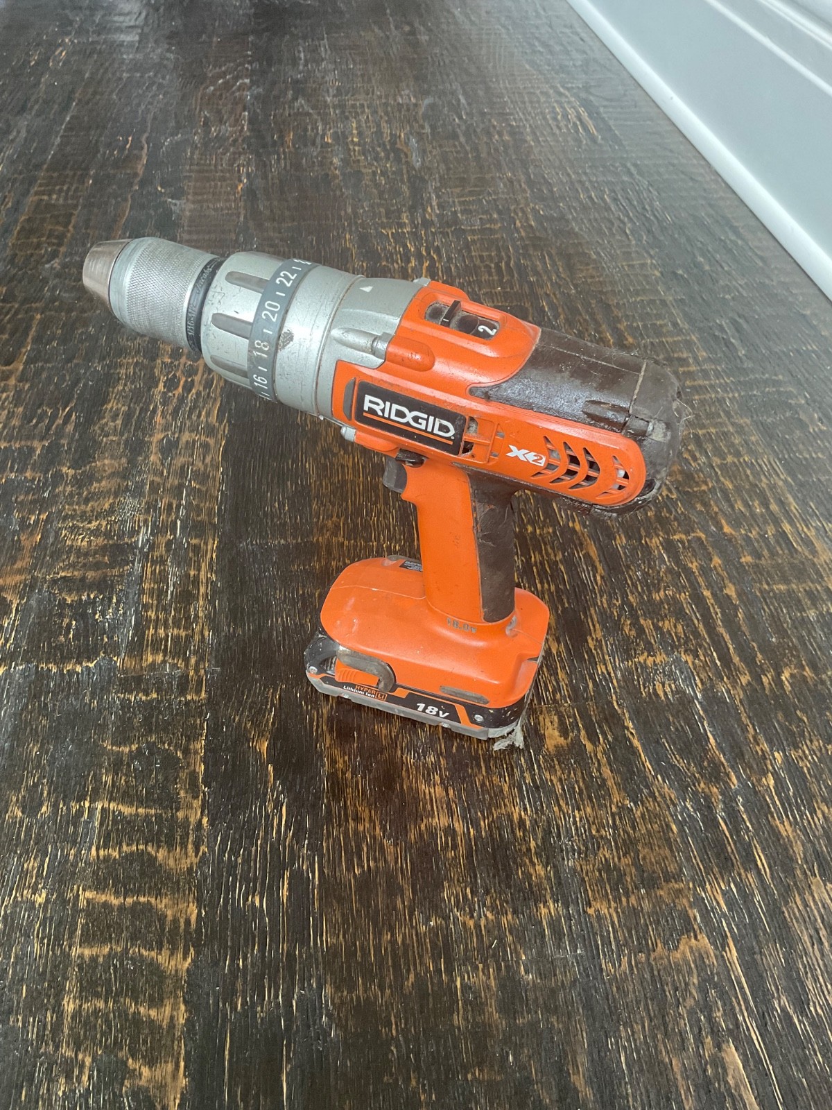 RIDGID R84015 1/2" Drill/Driver 2 Speed w/ Excellent Working 18v Battery Li