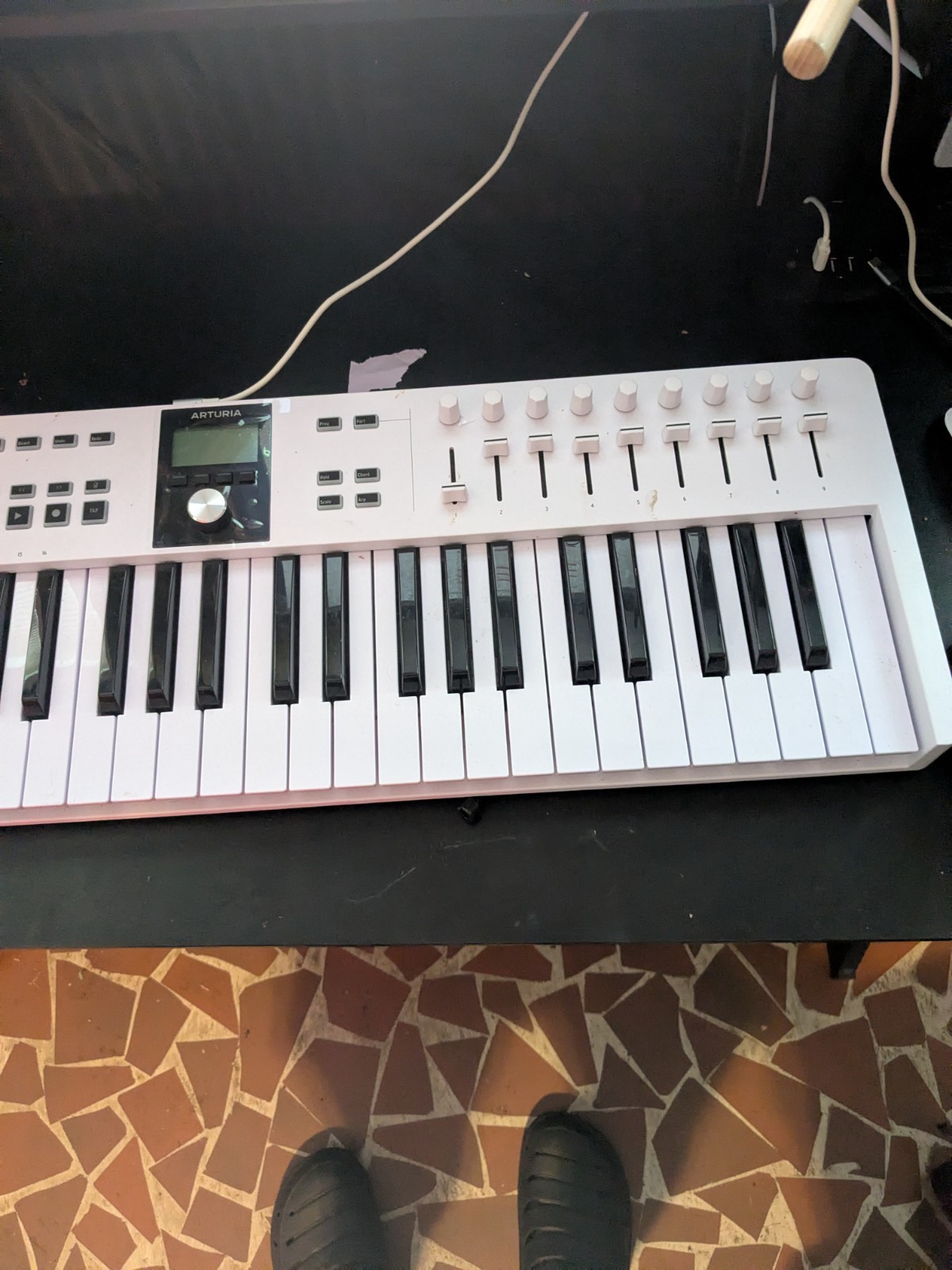 Arturia KeyLab Essential 49 49-Key USB MIDI Keyboard Controller White, Pads