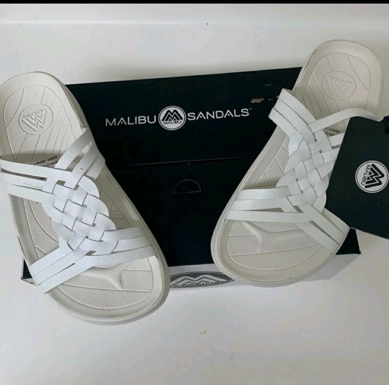 Malibu Originals Vegan Leather Sandals Riviera Men’s Size 6 Wo's 8 White NEW