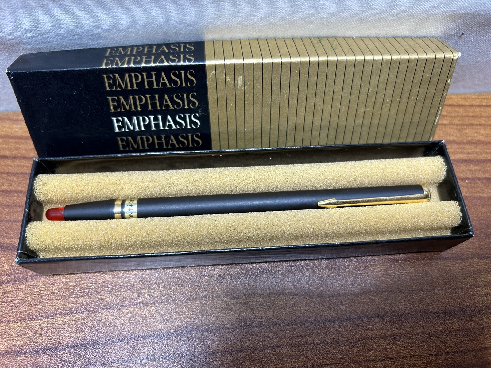 Vintage EMPHASIS POINTER Telescoping Pointer ~ 25” POCKET CLIP EXCELLENT!