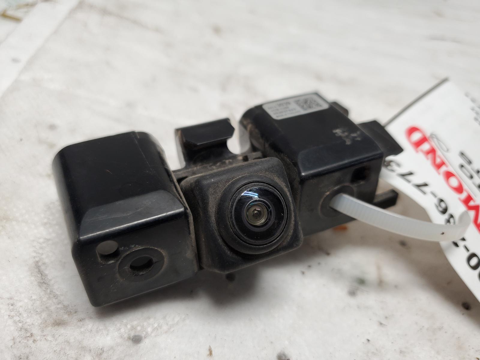 GMC CANYON Camera/Projector (camera), rear (tailgate mounted) 17 18 19