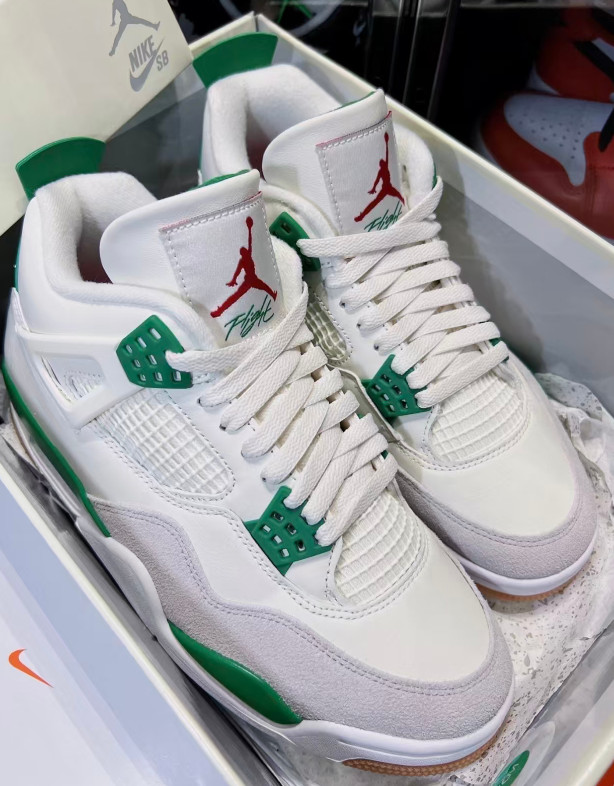 Nike SB x Air Jordan 4 "Pine Green" Men's Classic Basketball Shoes