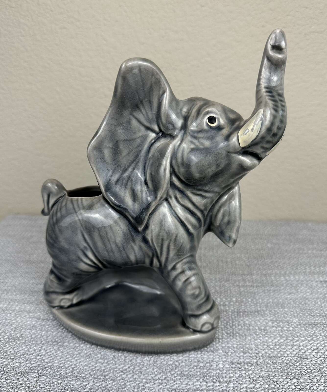 Vintage 1959 Ceramic Dumbo Circus Elephant Planter Trunk Up Glazed 6.5" x 3.25"