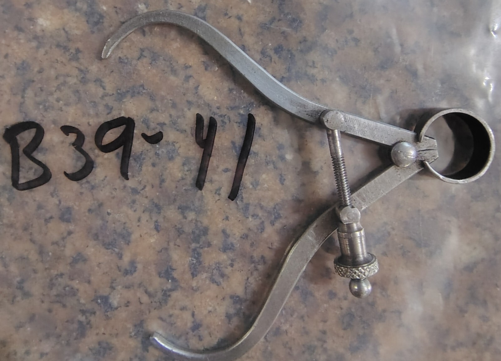 🗽SMALL UNION CALIPER 3" OD CALIPER