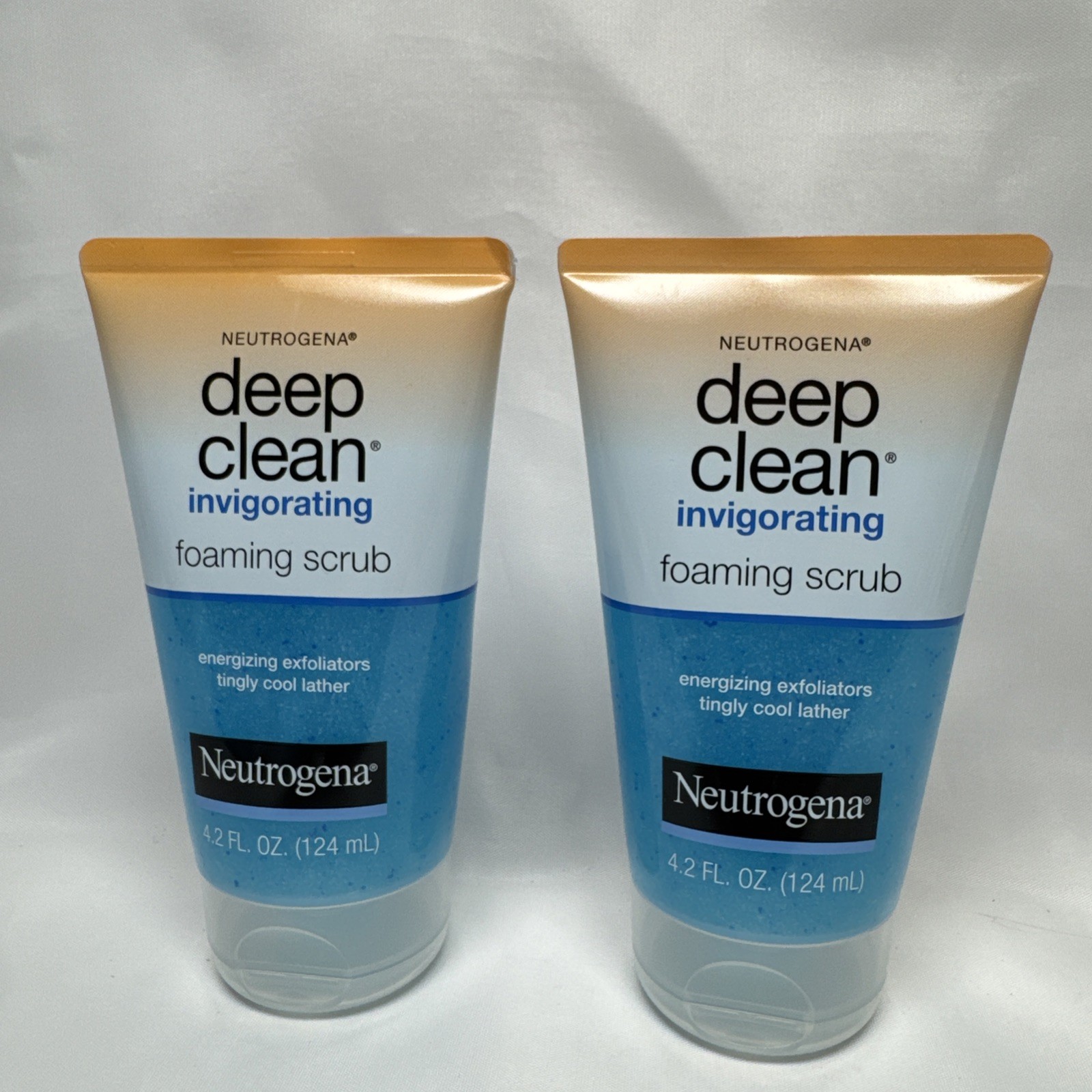 Neutrogena Deep Clean Invigorating Foaming Scrub 4.2 oz 2 Pack