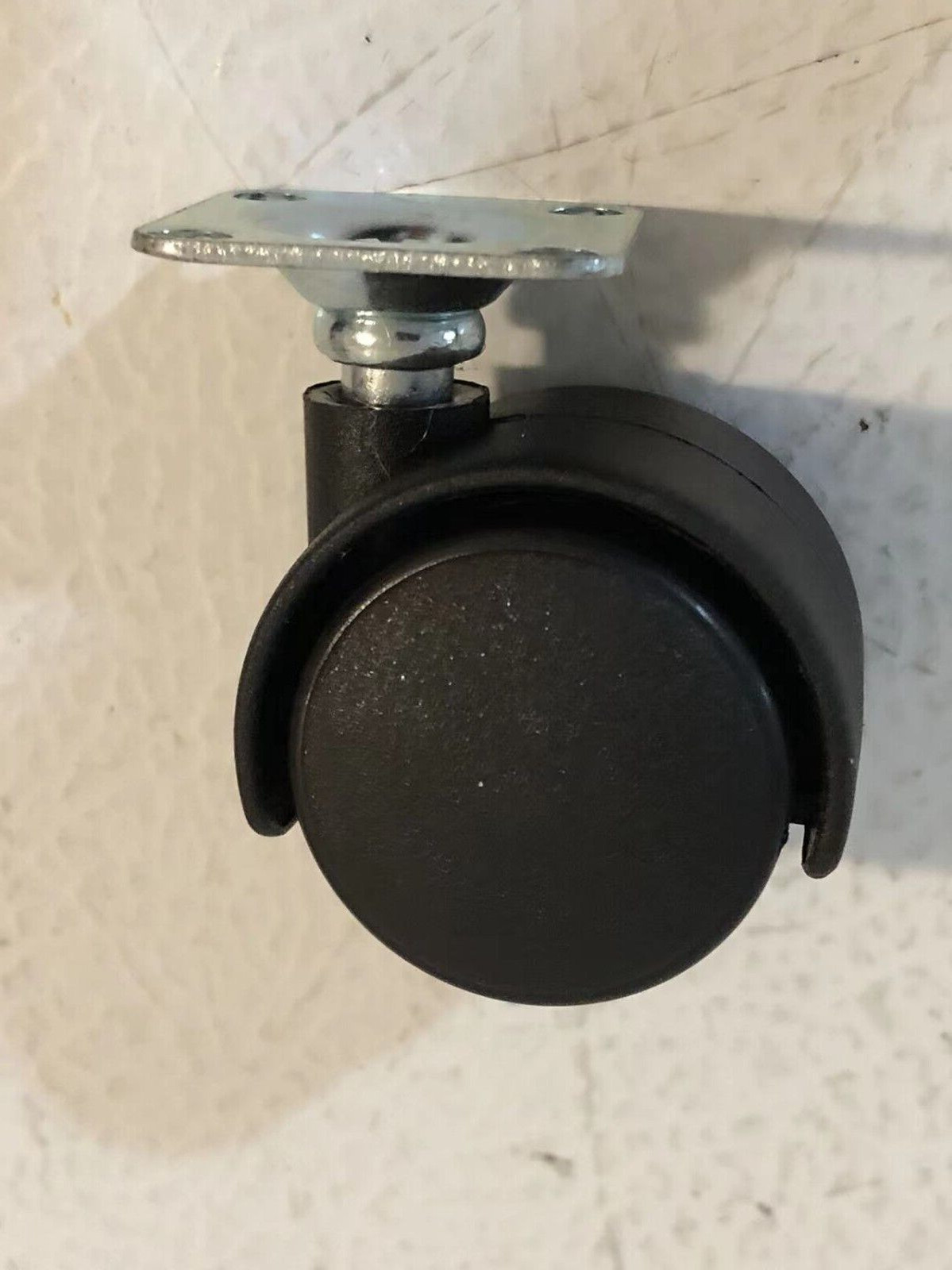 Insignia NS-DH35WH1 Dehumidifier Caster Wheel