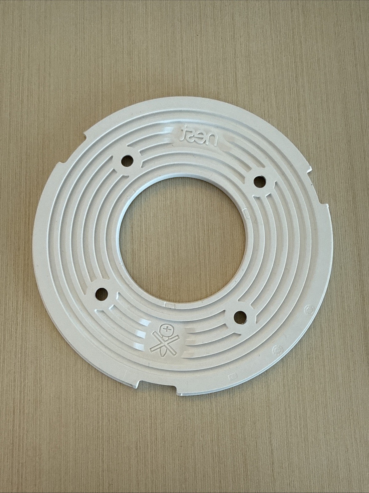 2nd Generation Google Nest Protect Mounting Back Plate Bracket Battery powered