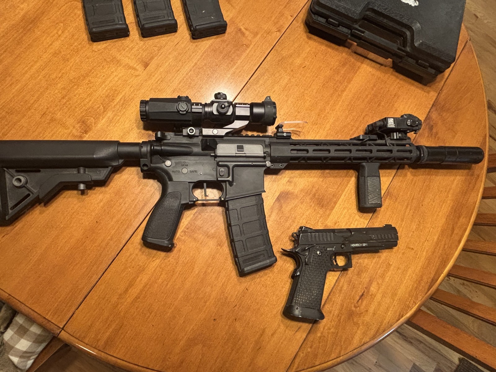 airsoft rifle, pistol, and accessories