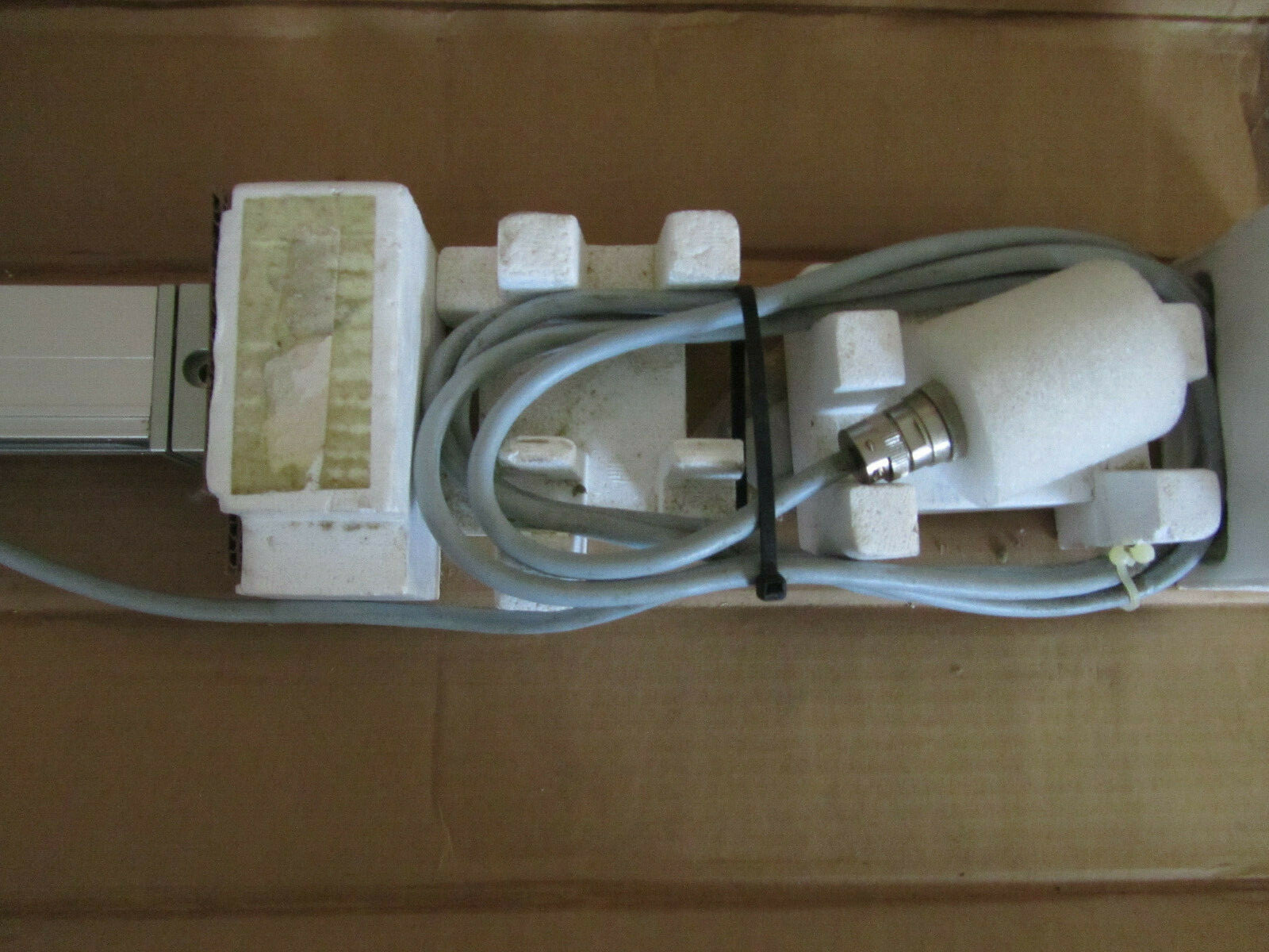 HEIDENHAIN LS623ML220MM D-8825 INCREMENTAL LINEAR ENCODER UNUSED