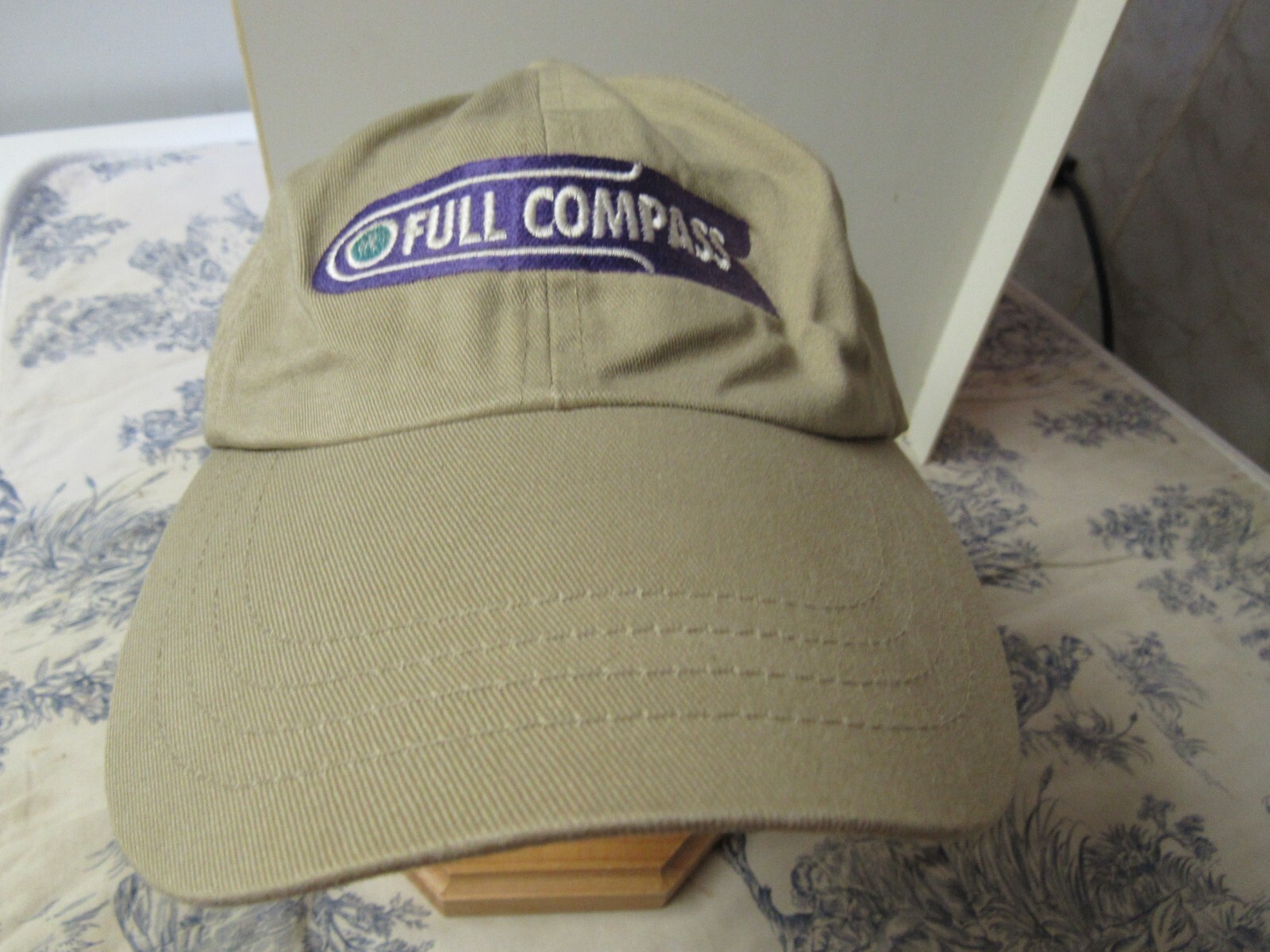 Promo Full Compass Madison WI Audio Supplier "SHURE" microphone Baseball Hat