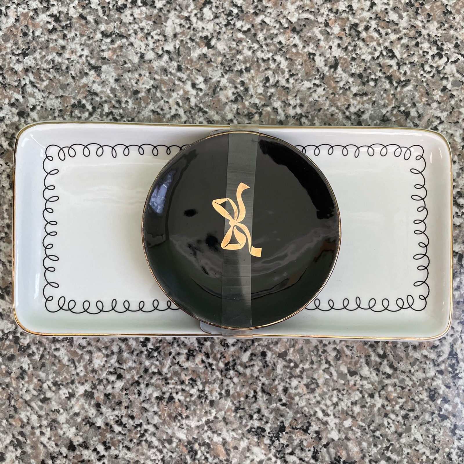 A New Day Ceramic Bow Trinket Ring Tray Black & Gold