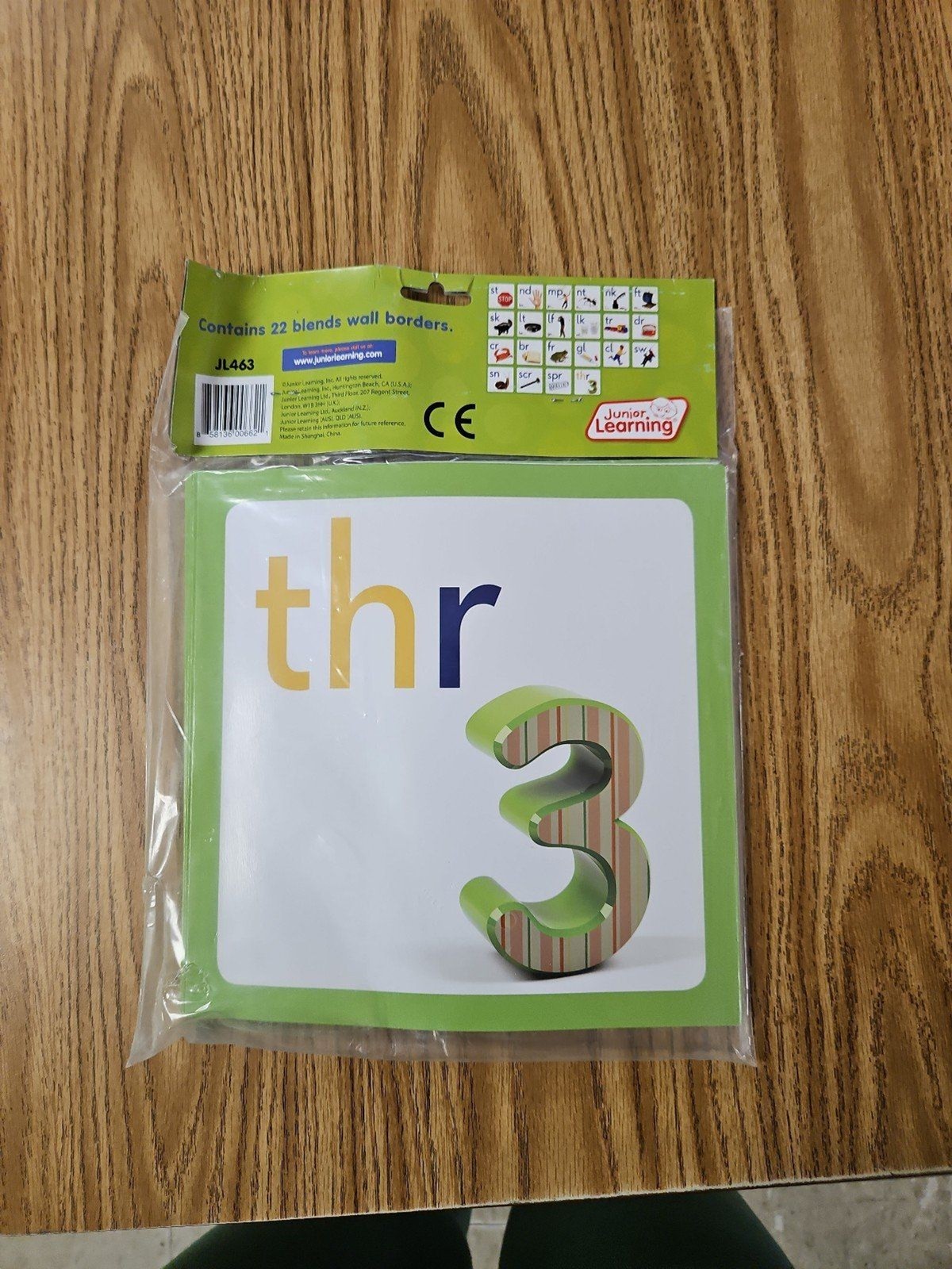 Teacher classroom letter wall border