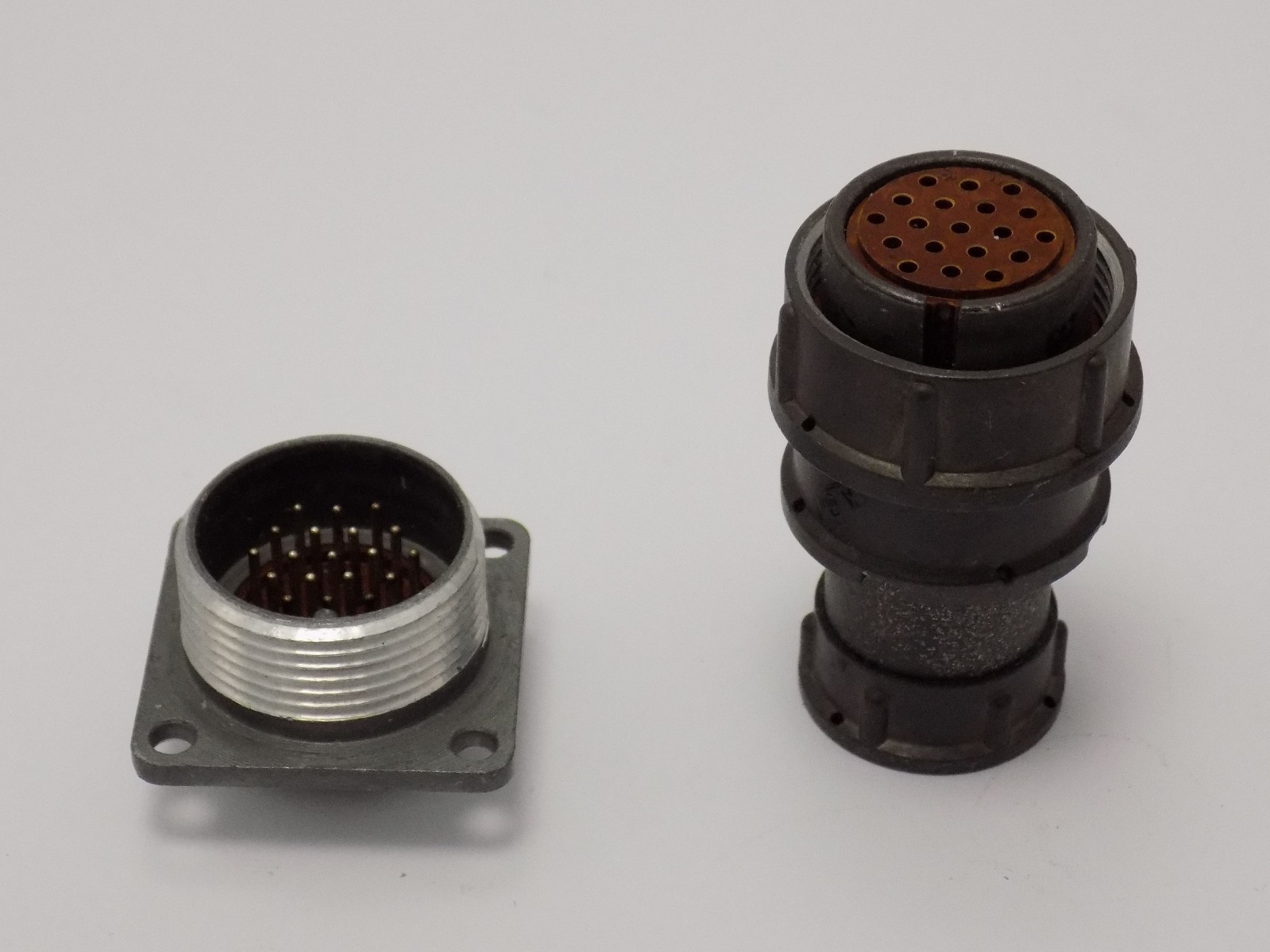 2RM24 19-Pin USSR Military  Stat Circular Thread Connector , Male + Female Set