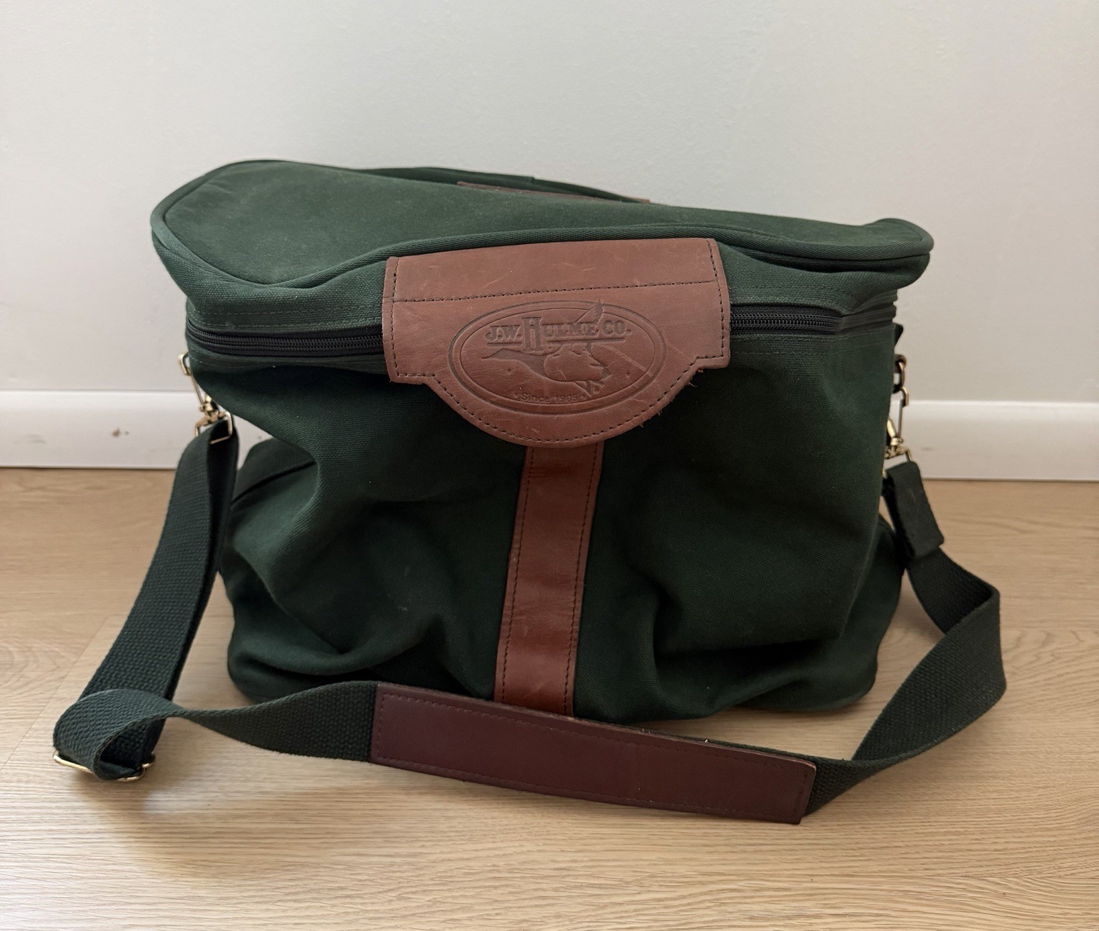 J.W. Hulme Co. Olympic Wall Systems Green Canvas Leather Shoulder Bag USA