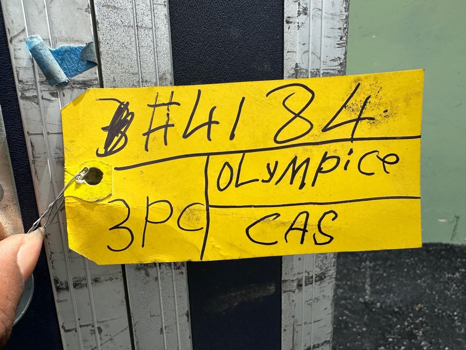 Olympic Dual 16 Space Amp Rack Case On Wheels #4184 (One)