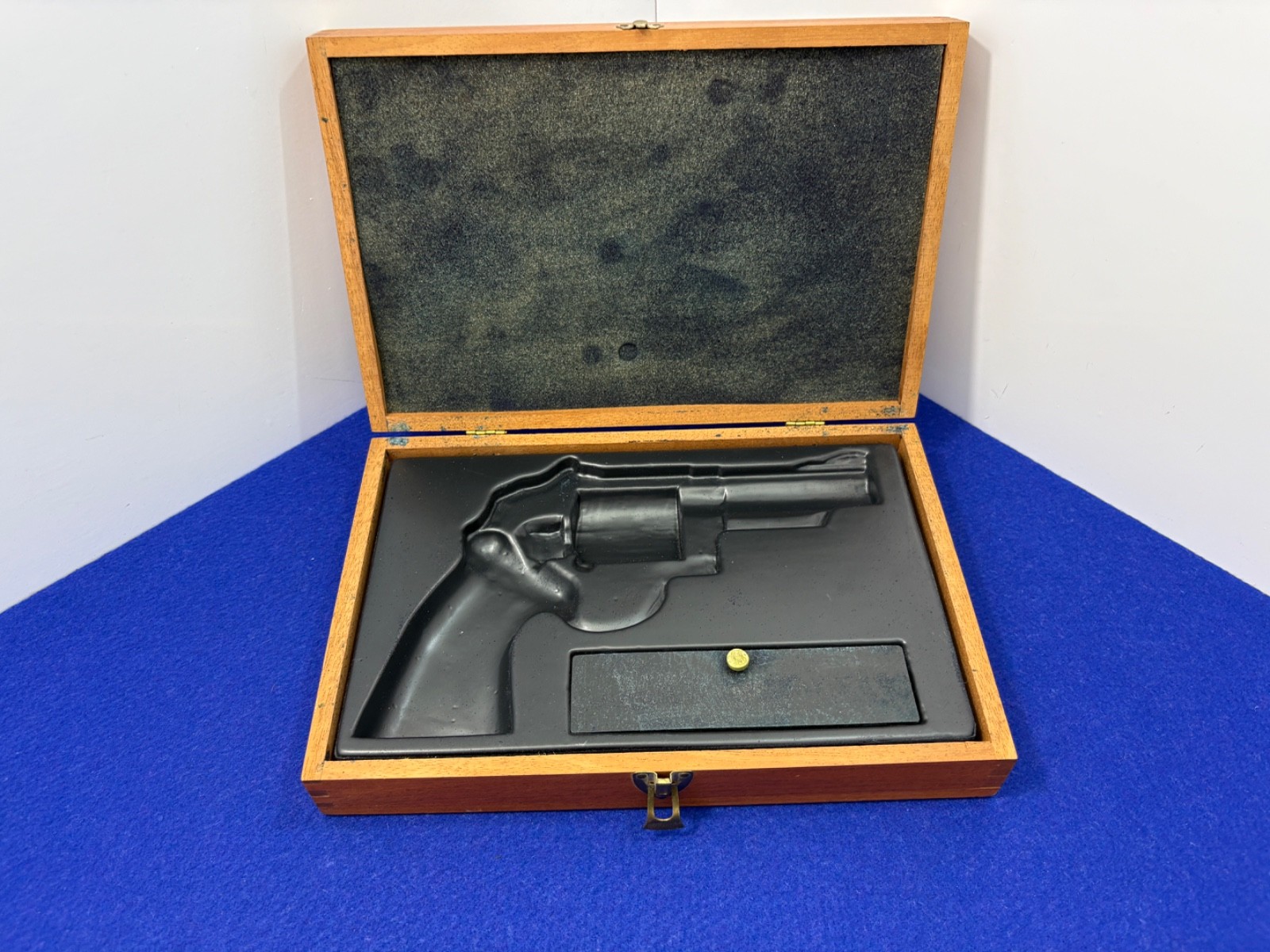 Vintage S&W Model 29 Premium Presentation Case  4" .44 Magnum N-Frame