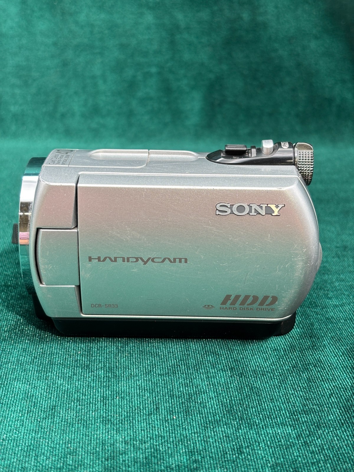 Sony DCR-SR33E Digital Video Camera Recorder
