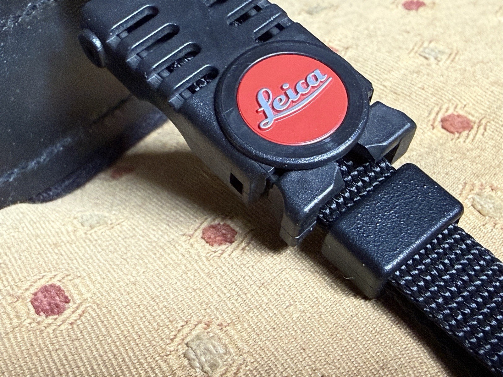 Rare!! [N MINT] Leica Genuine Camera Strap. New , Missing Box