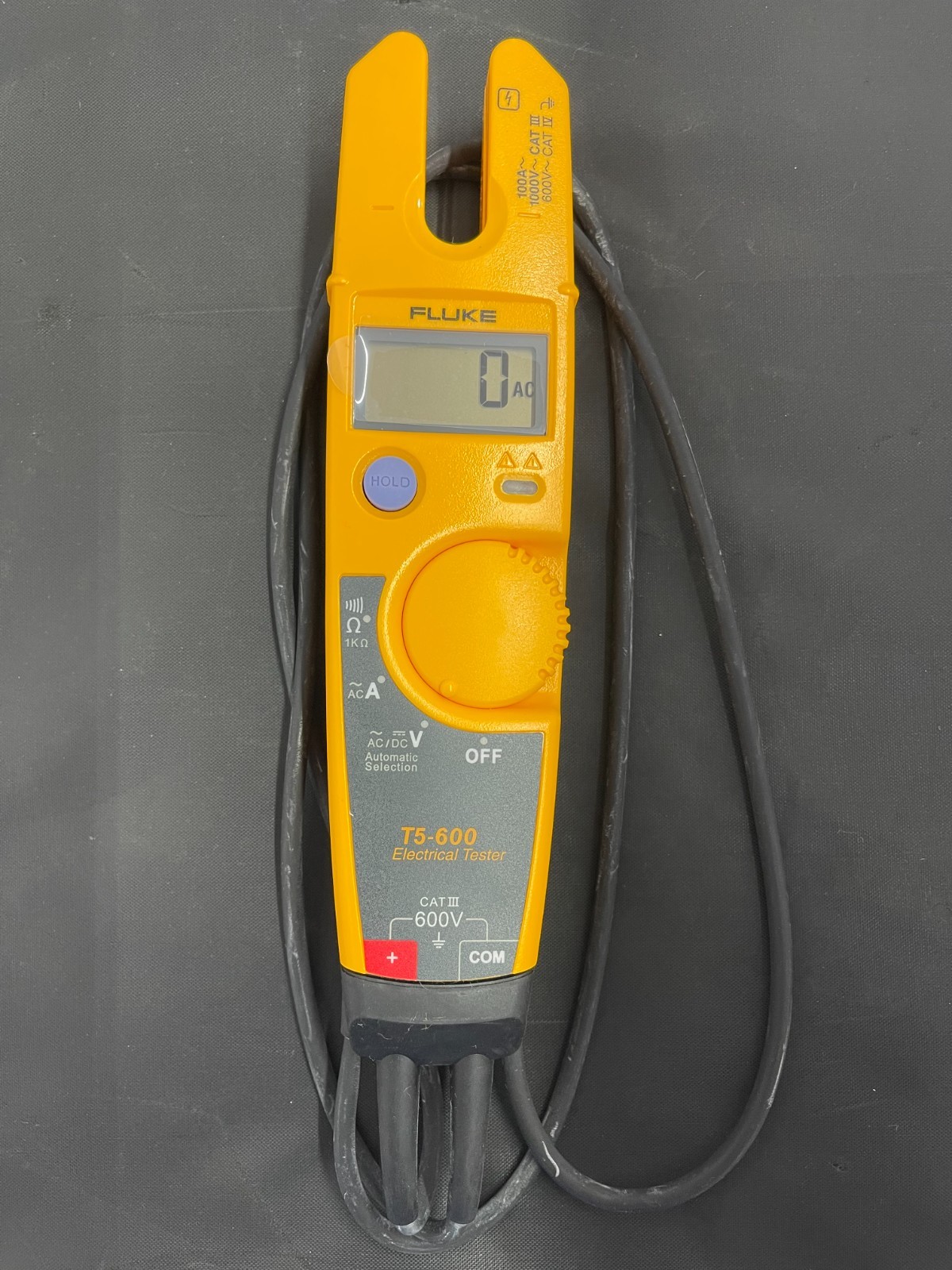 Fluke T5-600 Electrical Voltmeter, Continuity and Current Tester - Open Box