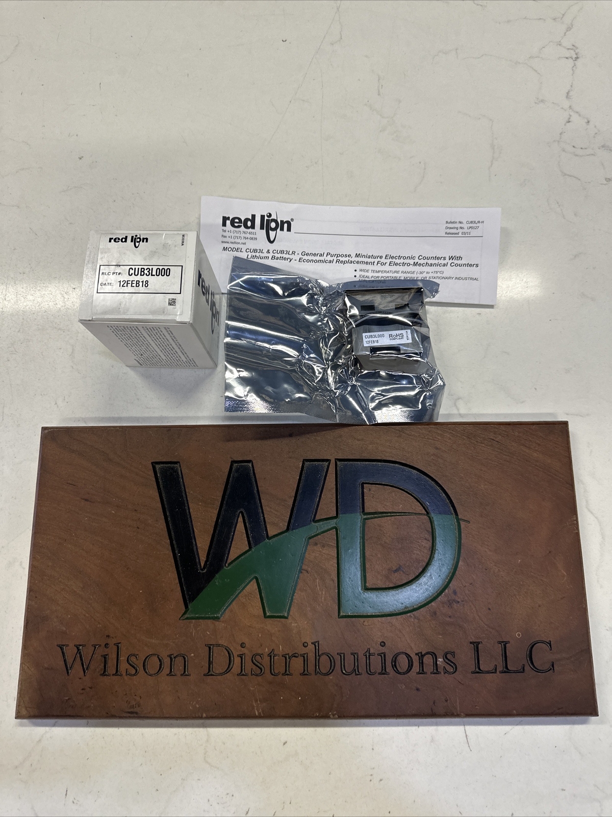 NEW RED LION CONTROLS CUB3L000 6-DIGIT COUNTER FACTORY SEALED!!!