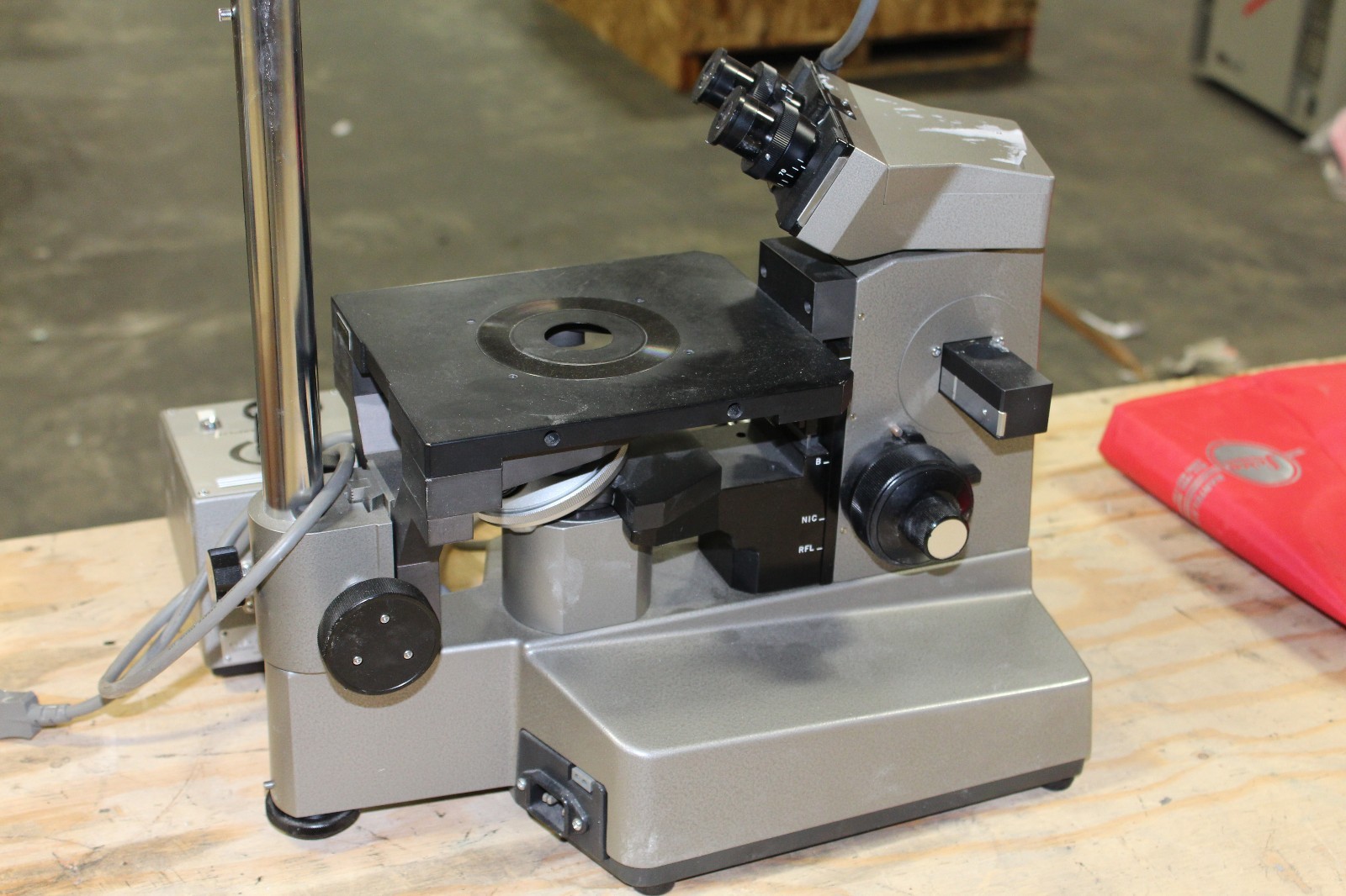 Olympus IM Inverted Microscope W/ Objectives