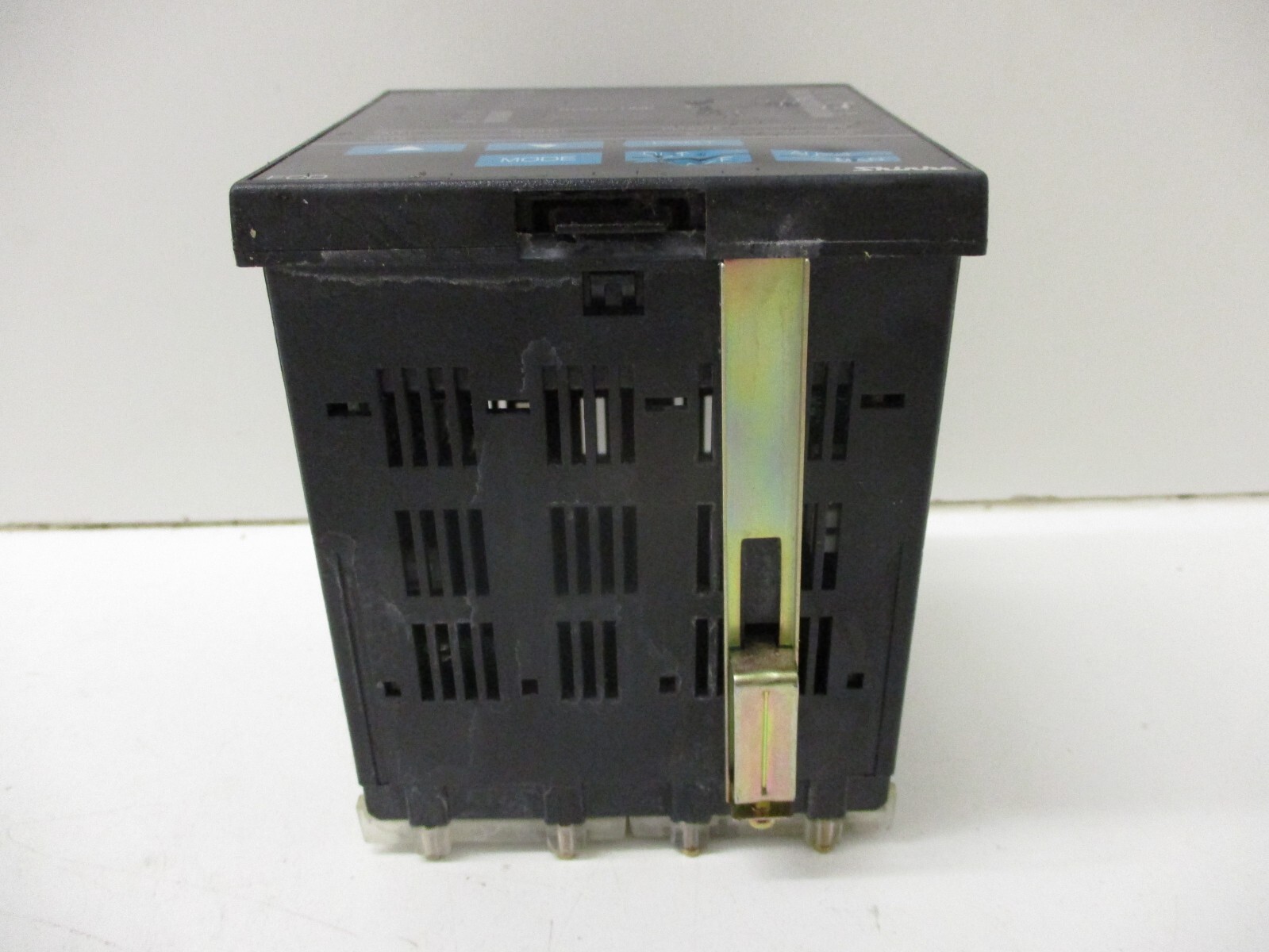 SHINKO FCD-13A-A/M TEMPERATURE CONTROLLER