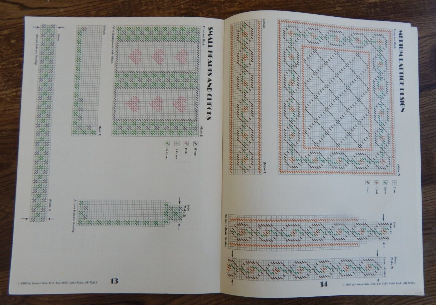 VTG (1980) New Leisure Arts Plastic Canvas Pattern Leaflet NEEDLEPOINT TOTES